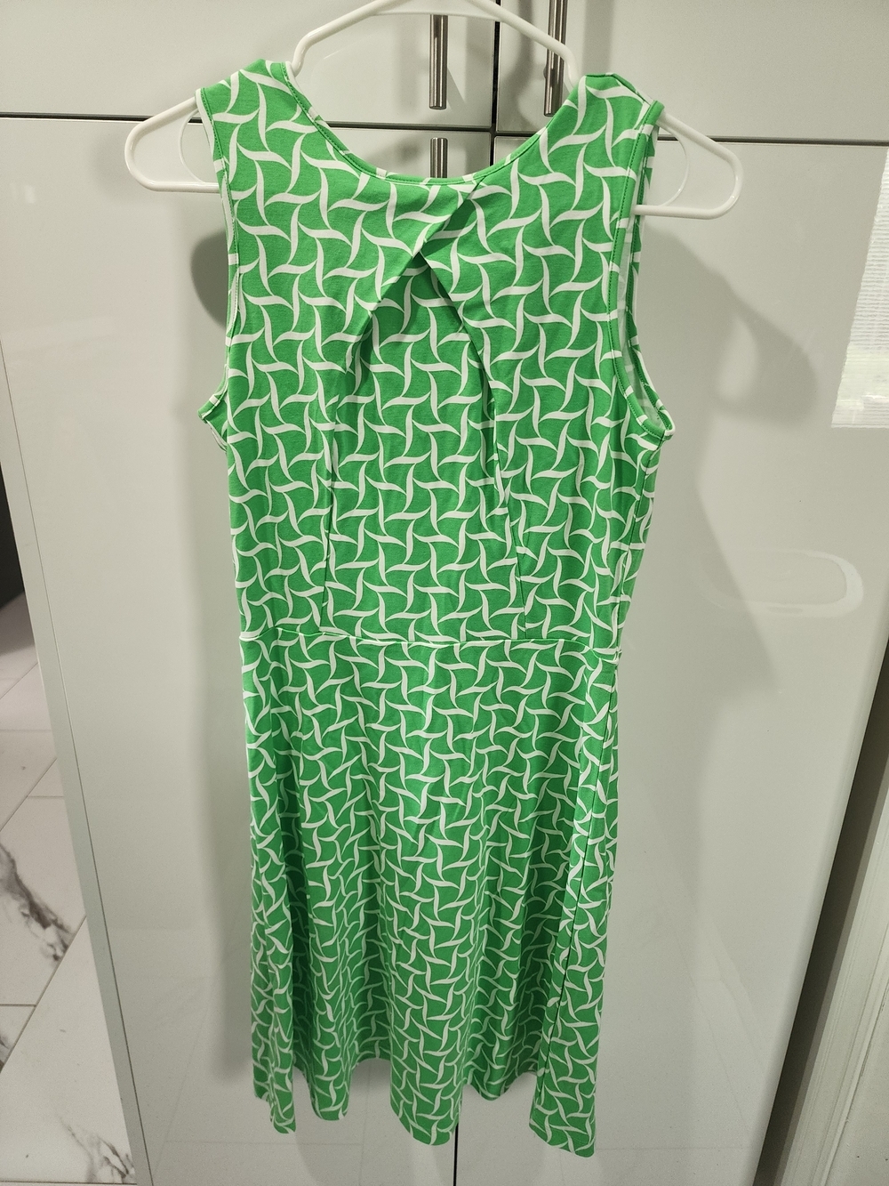 New York & Company Green and White Sleeveless Geometric Fit-and-Flare Dress